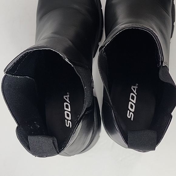 Soda Women's Midnight Black Chunky Heel Ankle Slip In Boots Eastic Sides, sz 9 - Picture 12 of 15